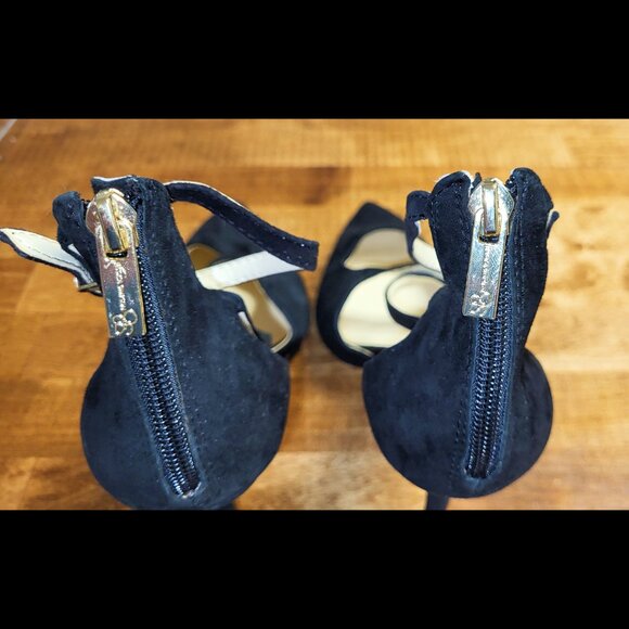 USED Women's Jessica Simpson Wynnley Black Lux Suede Strappy Stiletto Heels 8.5M - Picture 14 of 16